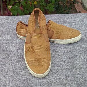 Ralph Lauren Women's "Jinny" Size 9B Classic Tan Sneakers Slip-on Fall